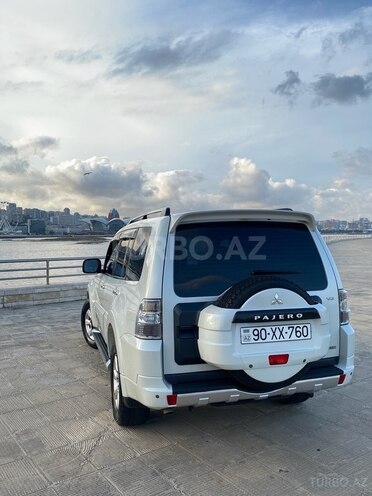 Mitsubishi Pajero 2010, 215,000 km - 3.5 l - Bakı