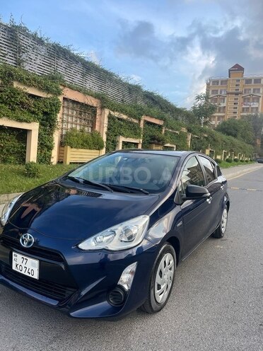 Toyota Prius C 2016, 126,000 km - 1.5 l - Bakı