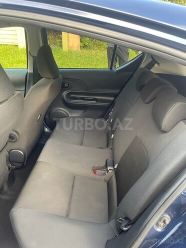 Toyota Prius C 2016, 126,000 km - 1.5 l - Bakı