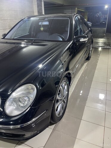 Mercedes E 270 2002, 232,000 km - 2.7 l - Bakı