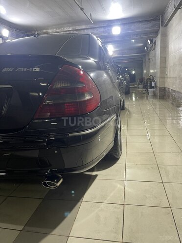 Mercedes E 270 2002, 232,000 km - 2.7 l - Bakı