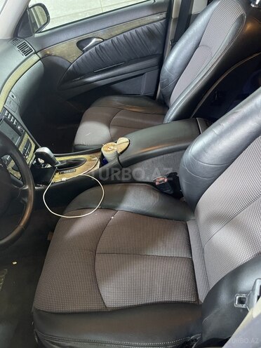 Mercedes E 270 2002, 232,000 km - 2.7 l - Bakı