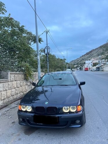 BMW 525 2000, 250,000 km - 2.5 л - Bakı