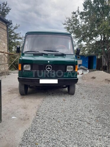 Mercedes 208 D 1991, 320,201 km - 2.5 l - Bərdə