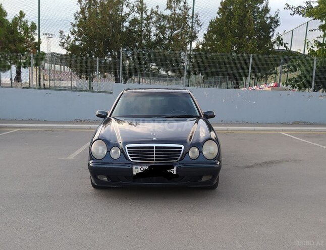 Mercedes E 240 2000, 421,760 km - 2.4 l - Şamaxı