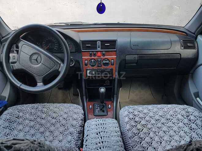 Mercedes C 240 1997, 320,000 km - 2.4 l - Bakı