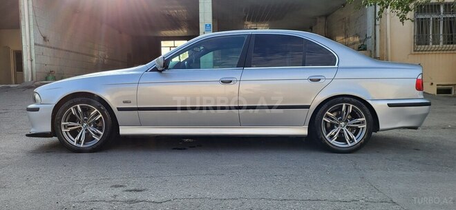BMW 525 2001, 185,000 km - 2.5 l - Bakı