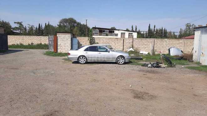 Mercedes E 270 1999, 370,125 km - 2.7 l - Biləsuvar