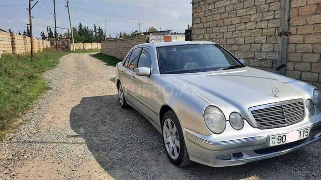 Mercedes E 270 1999, 370,125 km - 2.7 l - Biləsuvar