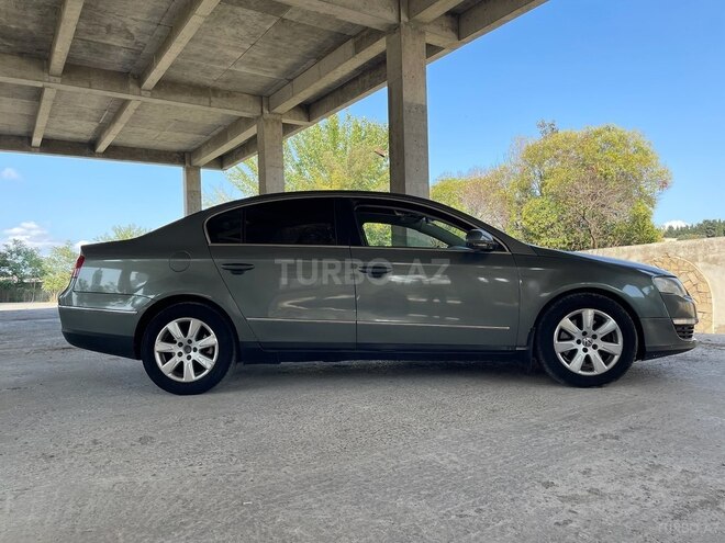 Volkswagen Passat 2005, 257,000 km - 2.0 l - Bakı