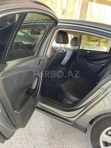 Volkswagen Passat 2005, 257,000 km - 2.0 l - Bakı