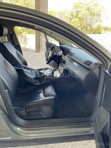 Volkswagen Passat 2005, 257,000 km - 2.0 l - Bakı