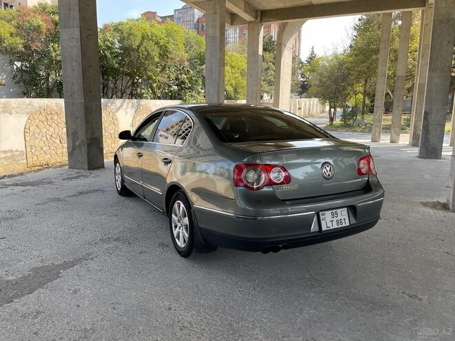 Volkswagen Passat 2005, 257,000 km - 2.0 l - Bakı