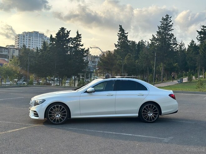 Mercedes E 220 2017, 91,300 km - 2.0 l - Bakı