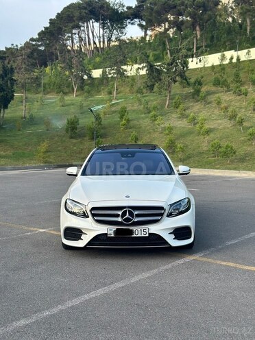 Mercedes E 220 2017, 91,300 km - 2.0 l - Bakı