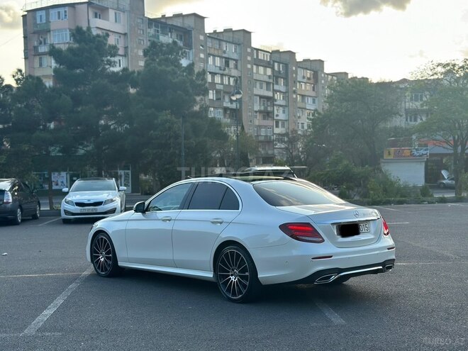 Mercedes E 220 2017, 91,300 km - 2.0 l - Bakı