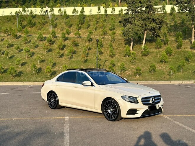 Mercedes E 220 2017, 91,300 km - 2.0 l - Bakı