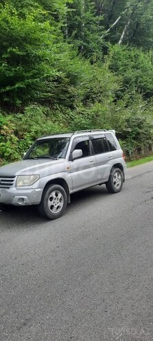 Mitsubishi Pajero io 2000, 260,000 km - 2.0 l - Quba