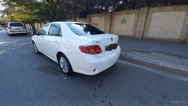 Toyota Corolla 2007, 188,000 km - 1.4 l - Bakı
