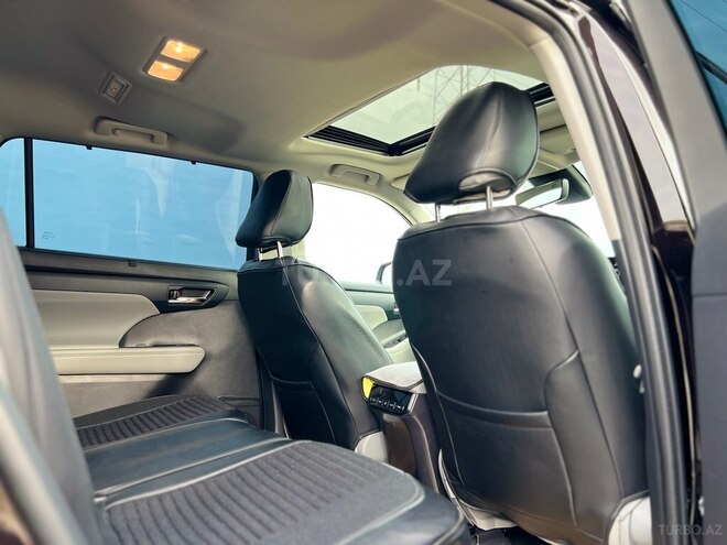 Toyota Highlander 2022, 19,500 km - 2.5 l - Bakı