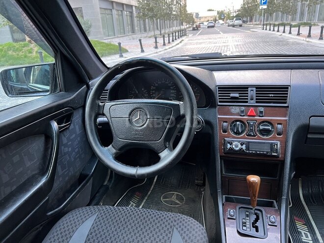 Mercedes C 180 1996, 296,000 km - 1.8 л - Bakı