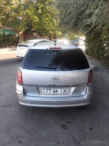 Opel Astra 2004, 122,000 km - 1.4 л - Bakı
