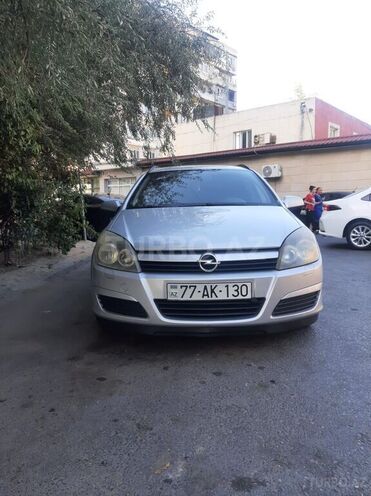 Opel Astra 2004, 122,000 km - 1.4 л - Bakı