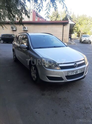 Opel Astra 2004, 122,000 km - 1.4 л - Bakı