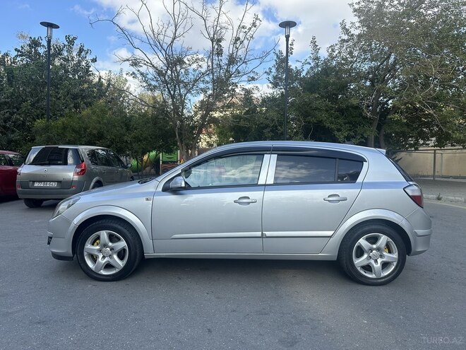 Opel Astra 2006, 285,200 km - 1.3 l - Bakı