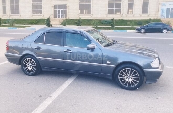 Mercedes C 180 1997, 333,000 km - 1.8 l - Bakı