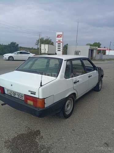 LADA (VAZ) 21099 1997, 80,000 km - 1.6 l - Quba