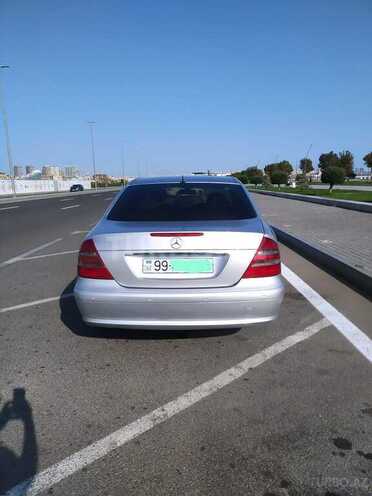 Mercedes E 220 2003, 285,000 km - 2.2 l - Bakı