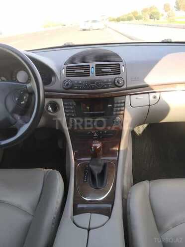 Mercedes E 220 2003, 285,000 km - 2.2 l - Bakı