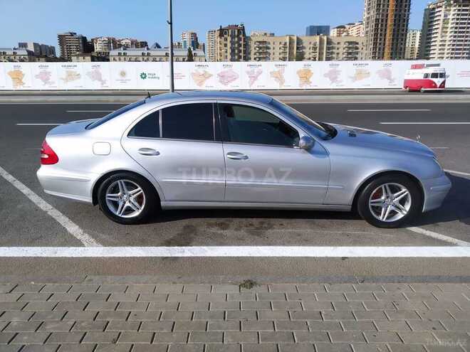 Mercedes E 220 2003, 285,000 km - 2.2 l - Bakı