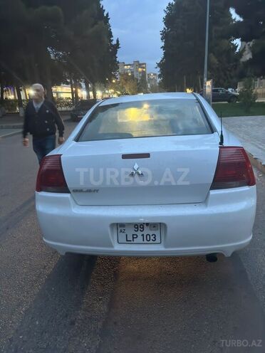 Mitsubishi Galant 2008, 282,000 km - 2.4 l - Bakı