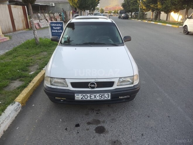 Opel Astra 1995, 705,000 km - 1.6 l - Zaqatala