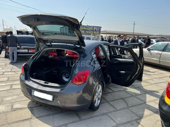 Opel Astra 2010, 338,000 km - 1.3 л - Bakı