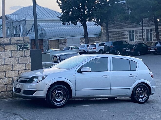 Opel Astra 2005, 295,000 km - 1.4 l - Zaqatala