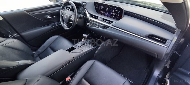 Lexus ES 300h 2021, 37,000 km - 2.5 l - Bakı