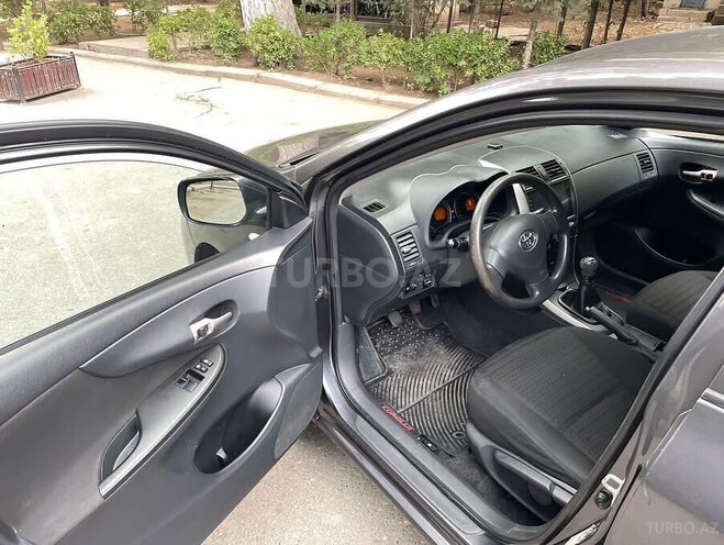 Toyota Corolla 2009, 180,229 km - 1.4 l - Bakı