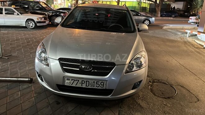 Kia Ceed 2008, 250,000 km - 1.6 л - Bakı