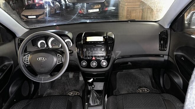 Kia Ceed 2008, 250,000 km - 1.6 л - Bakı