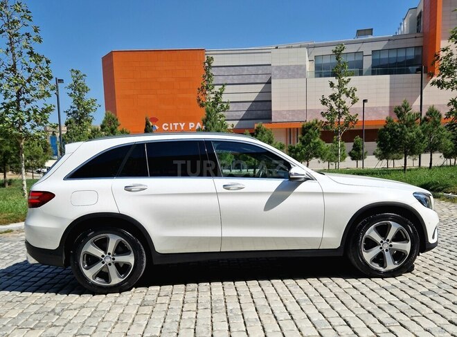 Mercedes GLC 220 2016, 135,000 km - 2.2 l - Bakı