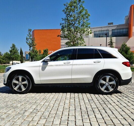 Mercedes GLC 220 2016, 135,000 km - 2.2 l - Bakı