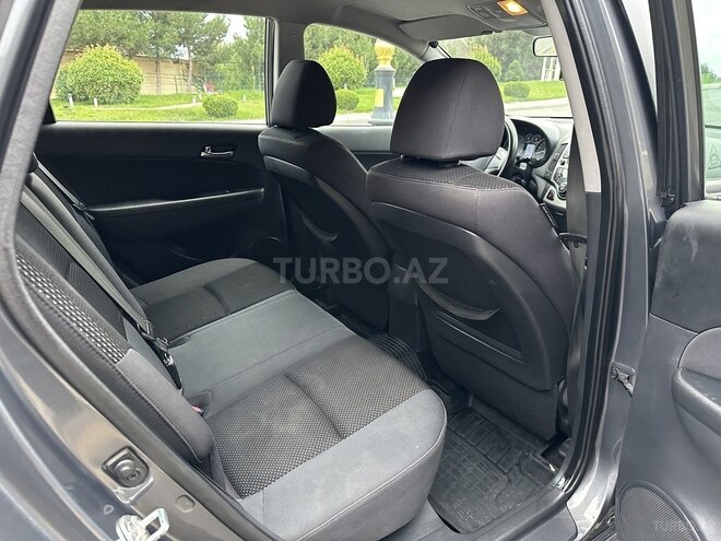 Hyundai i30 2010, 240,000 km - 1.6 l - Bakı