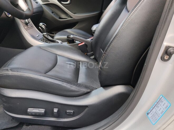 Hyundai Elantra 2014, 219,900 km - 1.6 l - Bakı