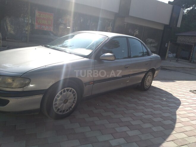 Opel Omega 1996, 286,000 km - 2.0 l - Sumqayıt
