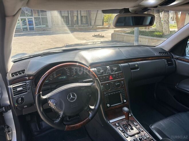 Mercedes E 320 2000, 330,000 km - 3.2 л - Bakı
