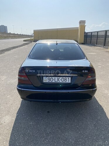 Mercedes E 220 2002, 292,000 km - 2.2 l - Bakı