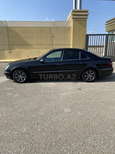Mercedes E 220 2002, 292,000 km - 2.2 l - Bakı